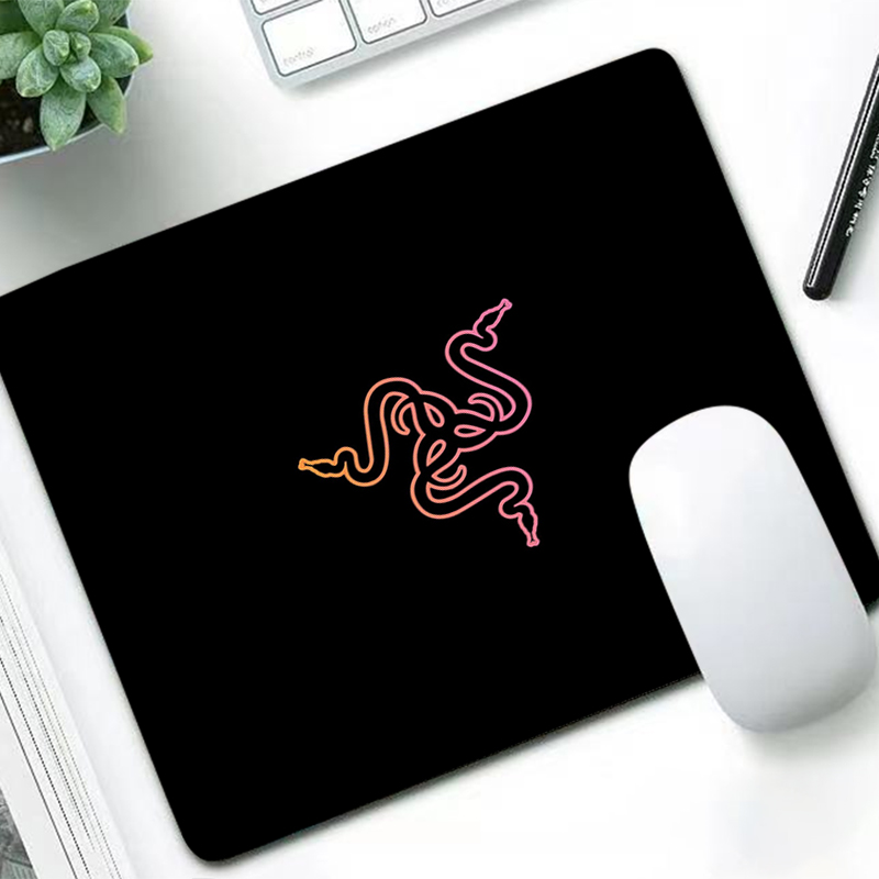 Gaming Keyboard Affordable - Podkładka pod mysz Razer Luxury Anime